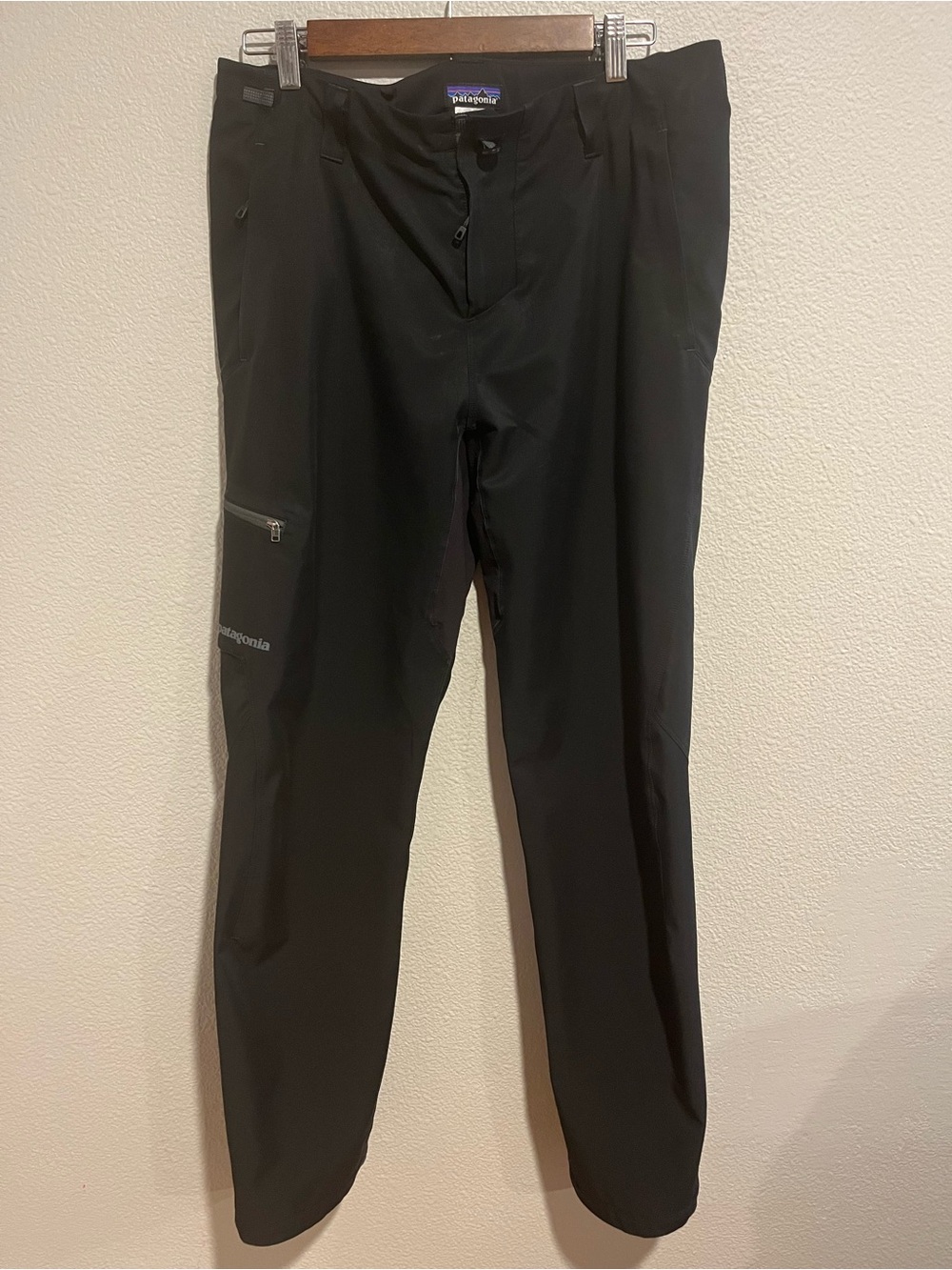 Patagonia Simul Alpine Softshell Hiking Climbing Pants Black Size 12 Womens